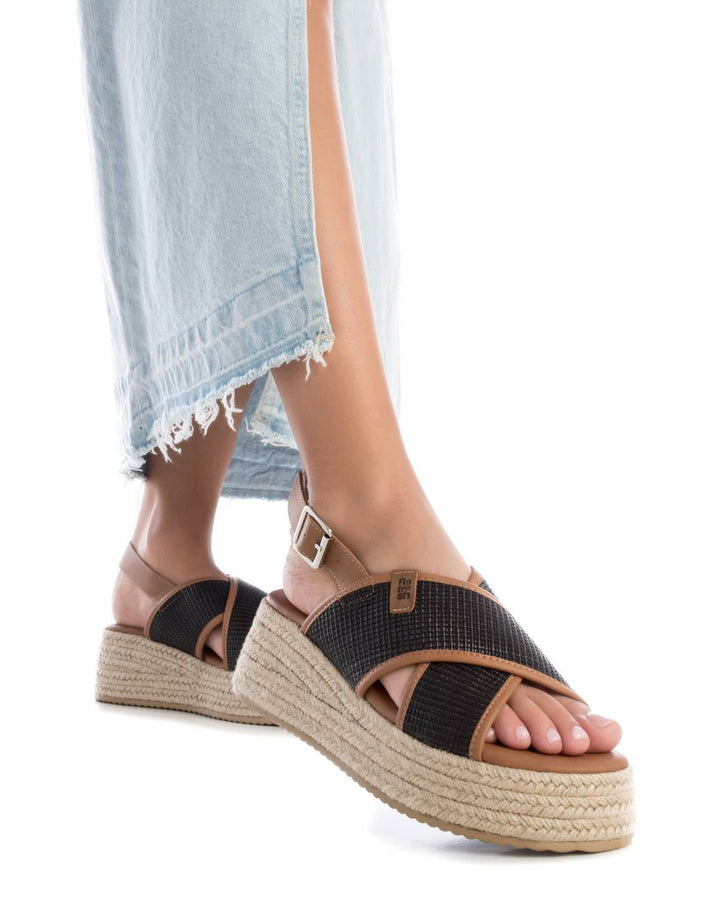Sandali con cross-strap donna REFRESH 171756 nero | Costa Superstore