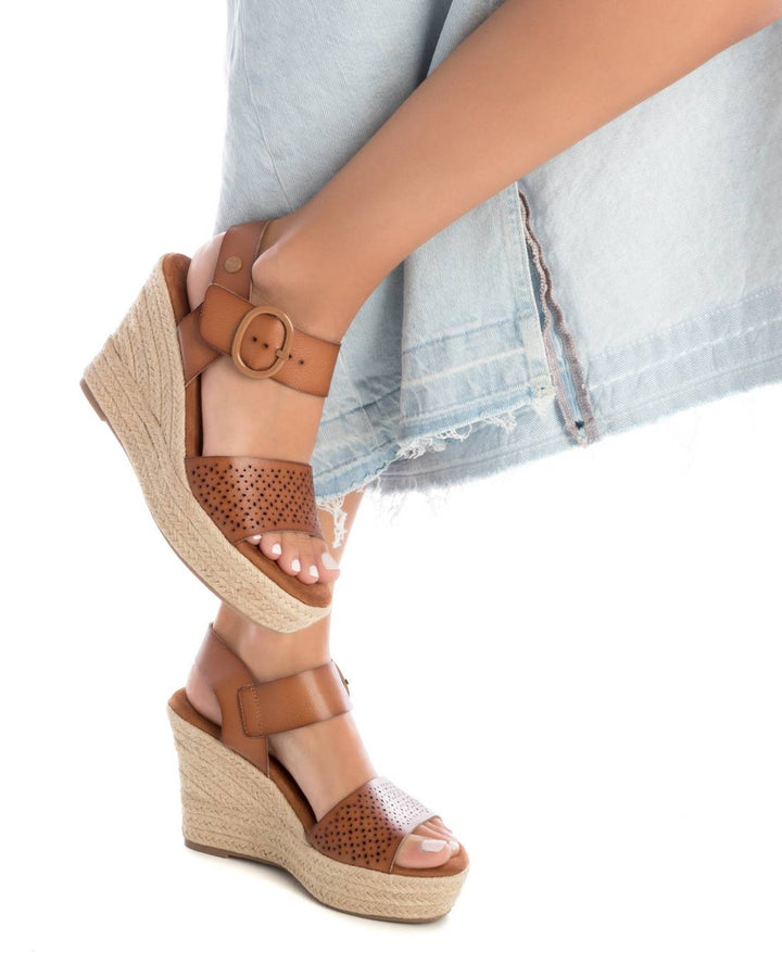 Sandali con cinturino donna REFRESH 171880 beige scuro | Costa Superstore