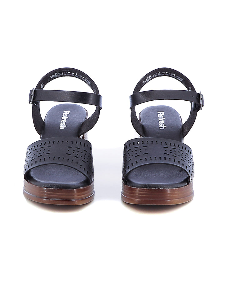 Sandali con cinturino donna REFRESH 172523 nero | Costa Superstore