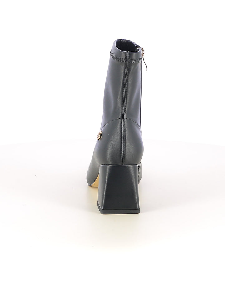 Tronchetti donna CARLA COTE K3939 nero | Costa Superstore