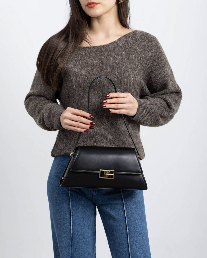 Pochette donna XTI 184499 nero | Costa Superstore